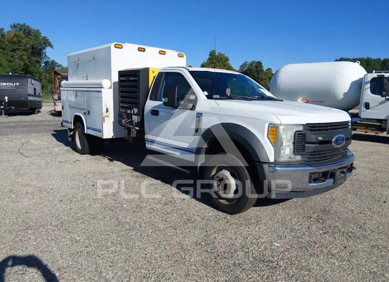 2017 Ford F-450 фото