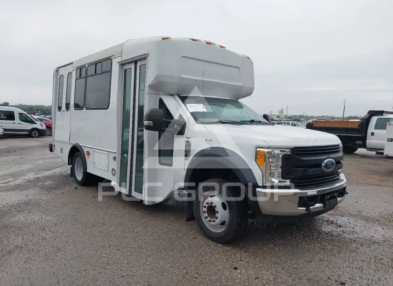 2017 Ford F-450 фото