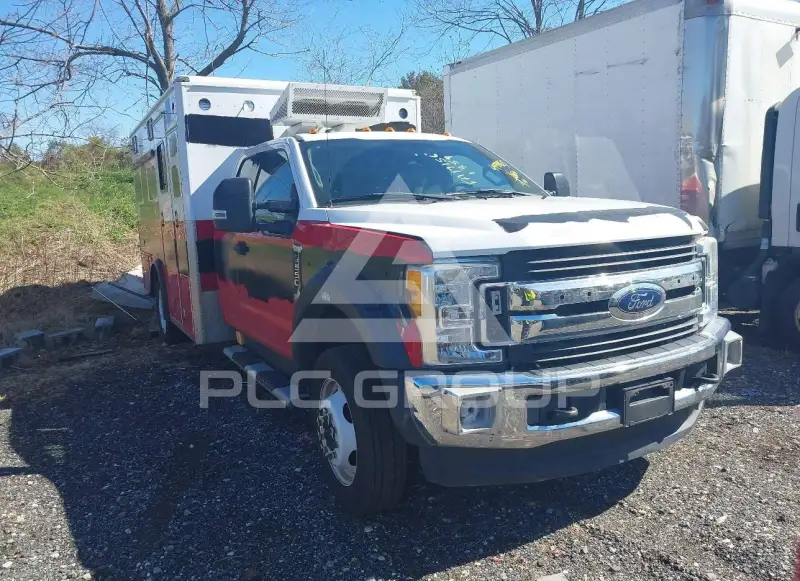 2017 Ford F-550 фото