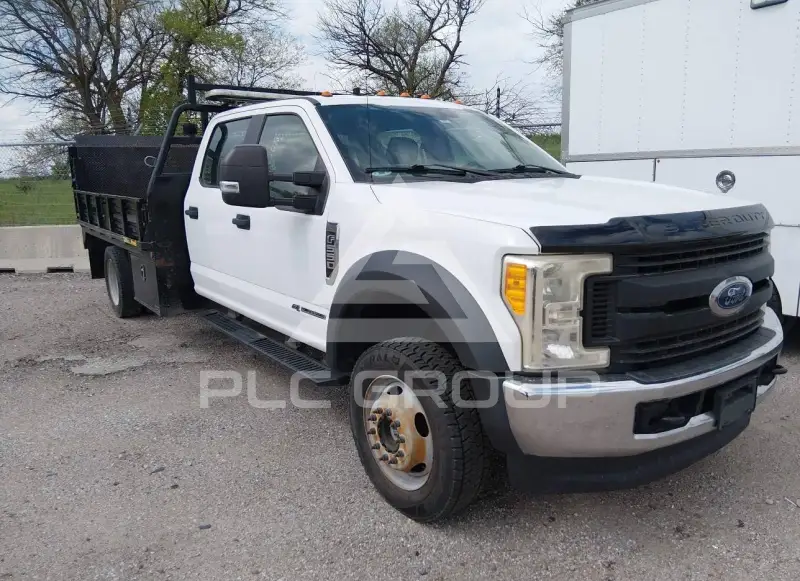2017 Ford F-550 фото