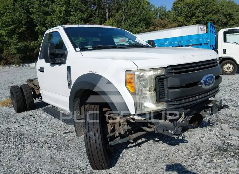 2017 Ford F-550 photo