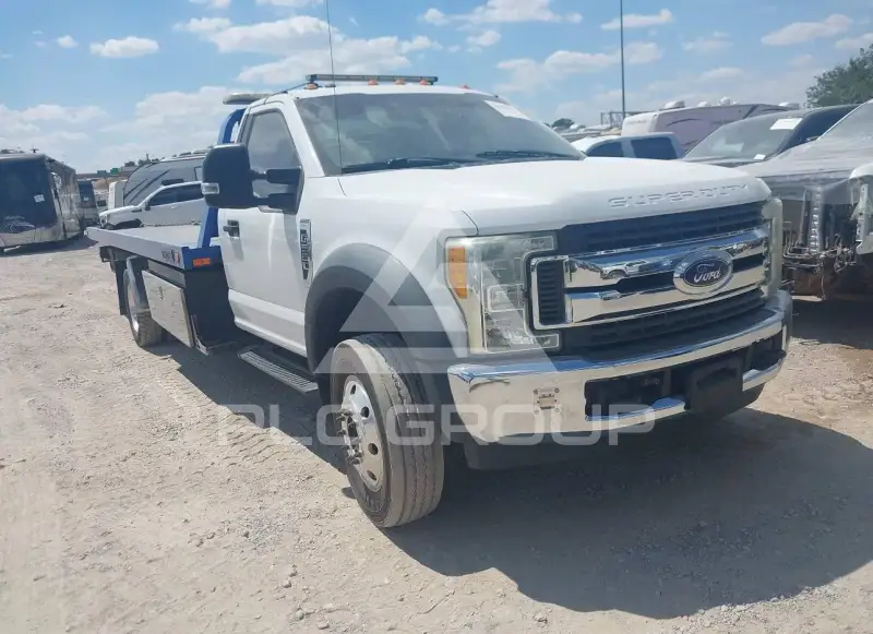 2017 Ford F-550 фото