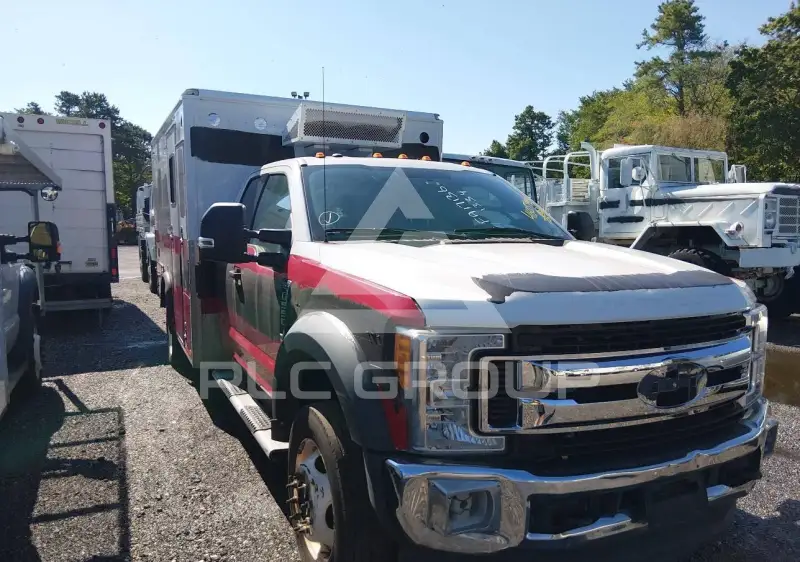 2017 Ford F-550 photo