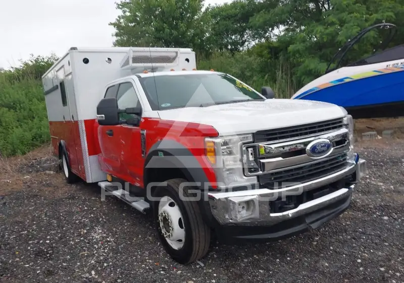 2017 Ford F-550 фото
