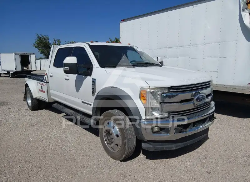 2017 Ford F-550 фото