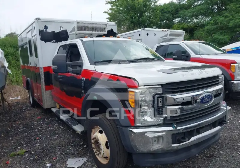 2017 Ford F-550 photo