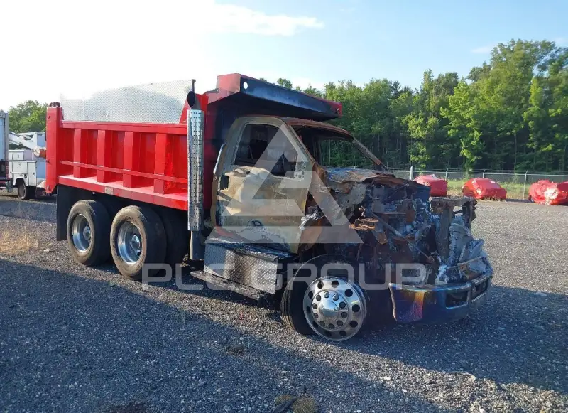 2017 Ford F-750 фото