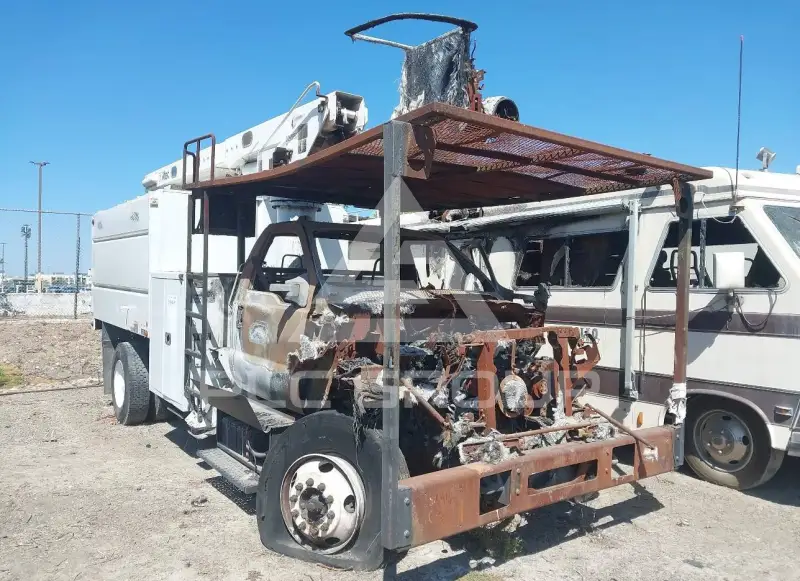 2017 Ford F-750 фото