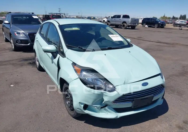 2017 Ford FIESTA фото