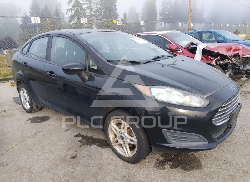 2017 Ford FIESTA фото