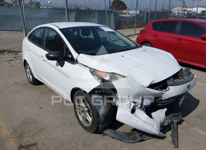 2017 Ford FIESTA photo