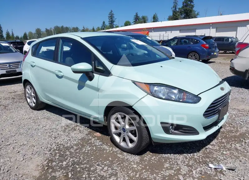 2017 Ford FIESTA фото
