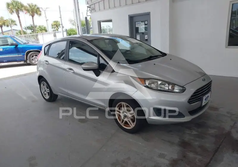 2017 Ford FIESTA фото