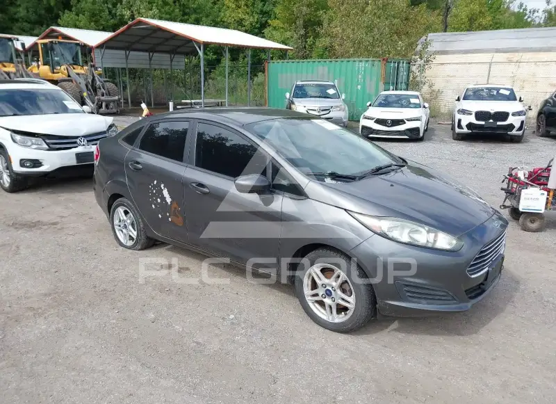 2017 Ford FIESTA фото