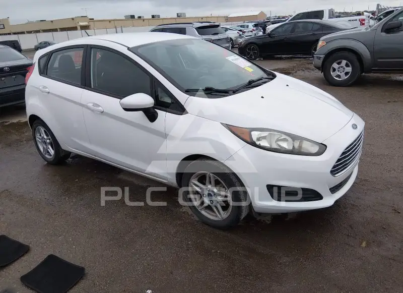 2017 Ford FIESTA фото