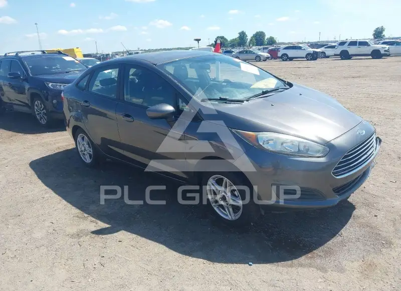 2017 Ford FIESTA фото