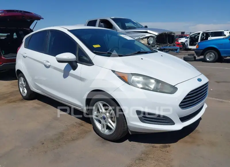2017 Ford FIESTA фото