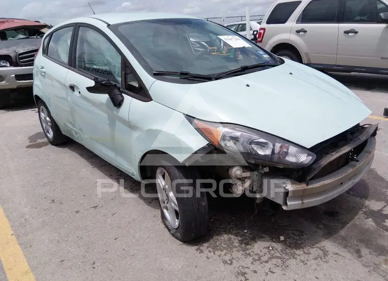 2017 Ford FIESTA фото