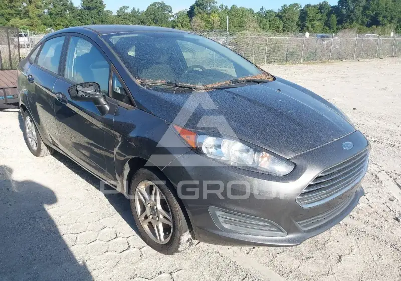 2017 Ford FIESTA фото