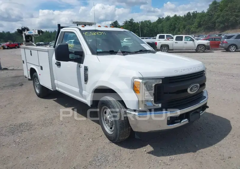 2017 Ford F-350 фото
