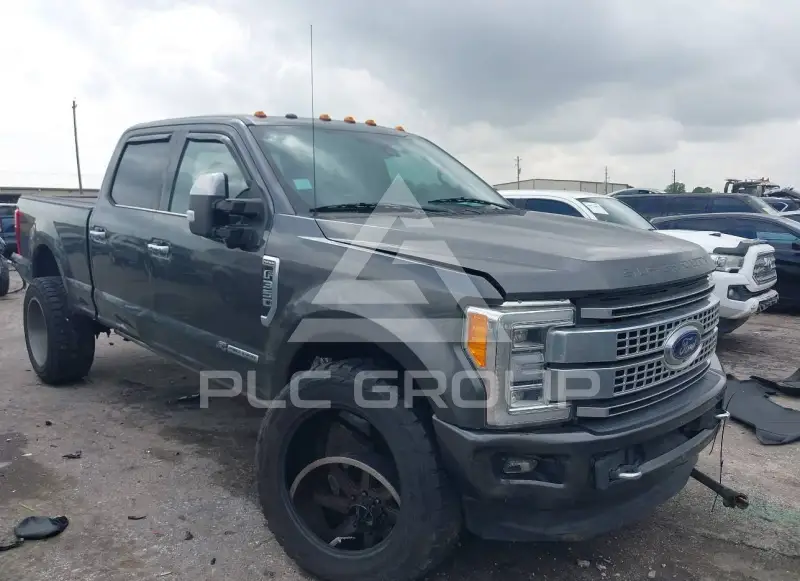 2017 Ford F-350 фото