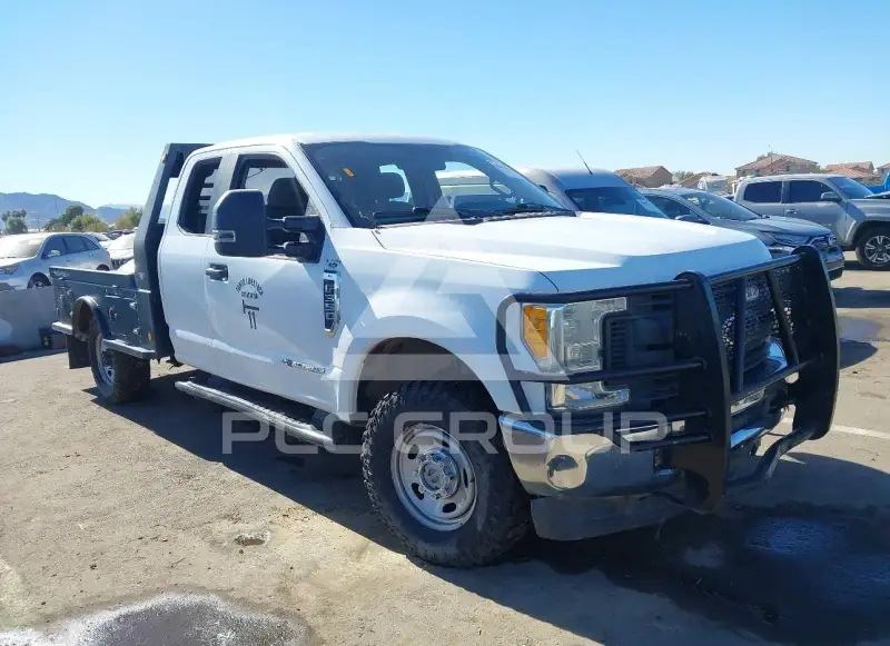 2017 Ford F-350 фото