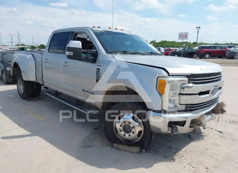 2017 Ford F-350 фото