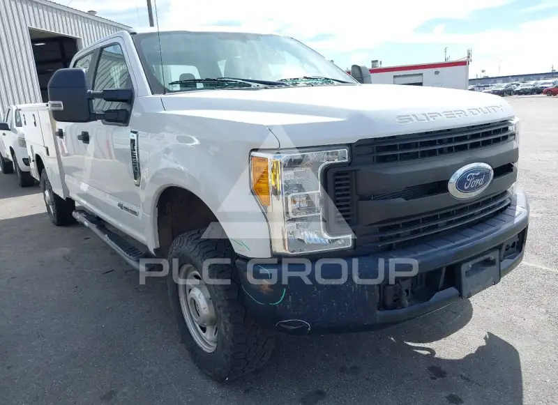 2017 Ford F-350 фото