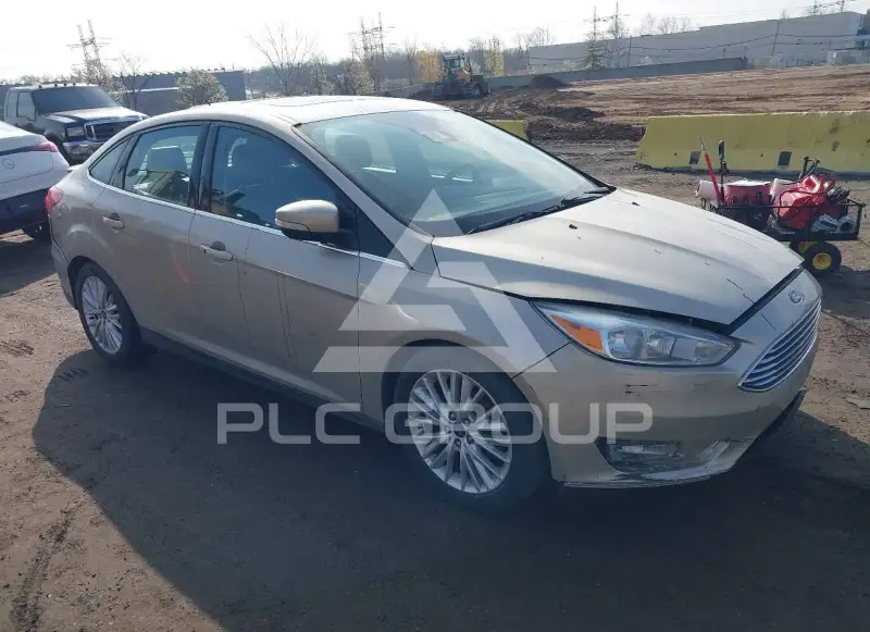 2017 Ford FOCUS фото
