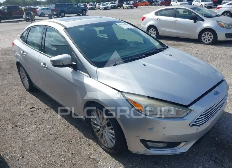 2017 Ford FOCUS фото