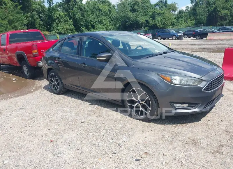 2017 Ford FOCUS фото
