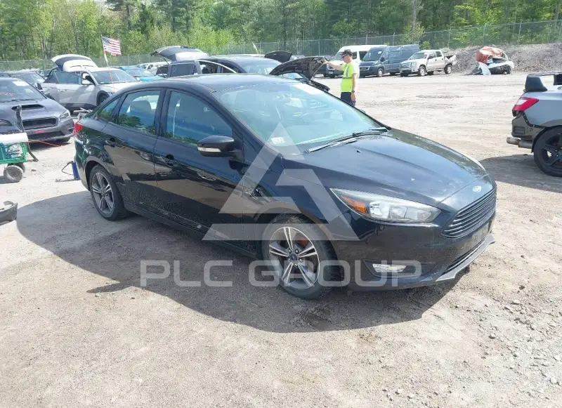 2017 Ford FOCUS фото