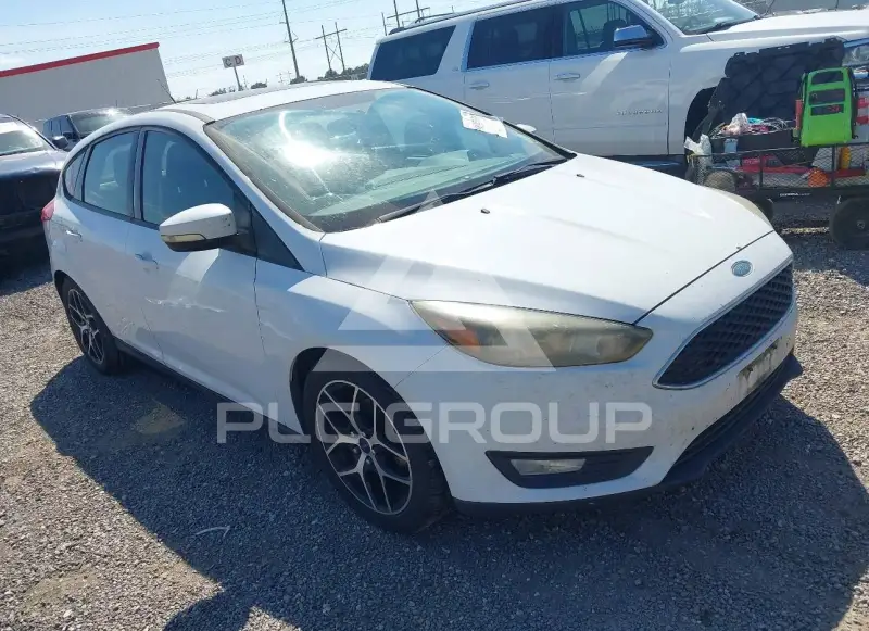 2017 Ford FOCUS фото