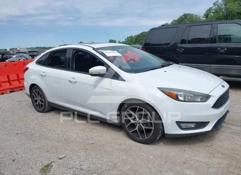 2017 Ford FOCUS фото