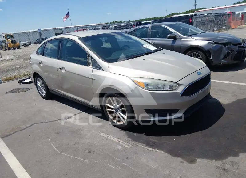 2017 Ford FOCUS photo