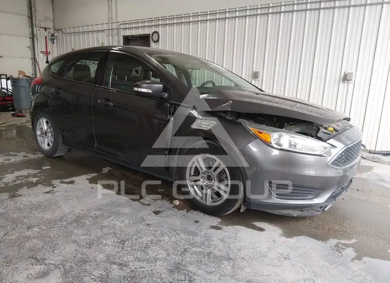 2017 Ford FOCUS photo