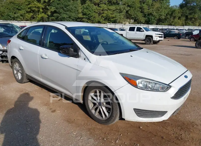 2017 Ford FOCUS фото