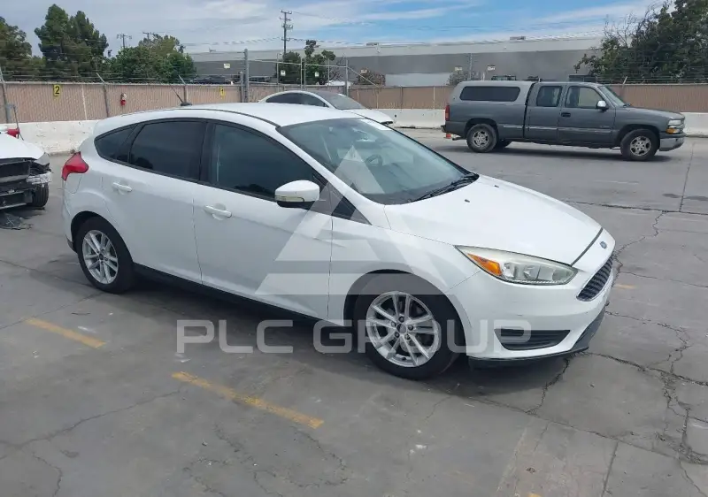 2017 Ford FOCUS photo