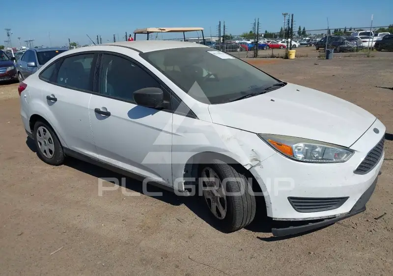 2017 Ford FOCUS photo