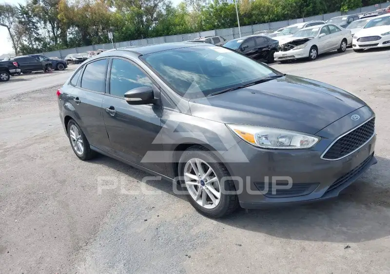 2017 Ford FOCUS фото