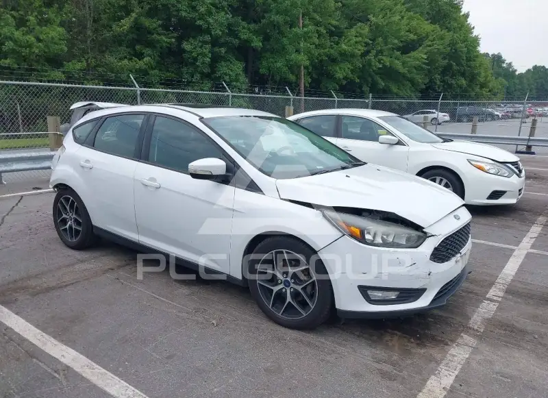 2017 Ford FOCUS фото