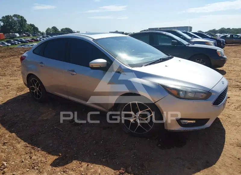 2017 Ford FOCUS photo