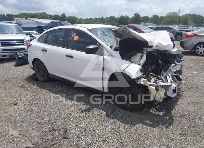 2017 Ford FOCUS photo