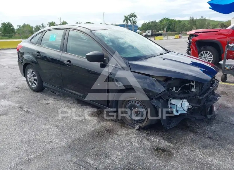 2017 Ford FOCUS photo