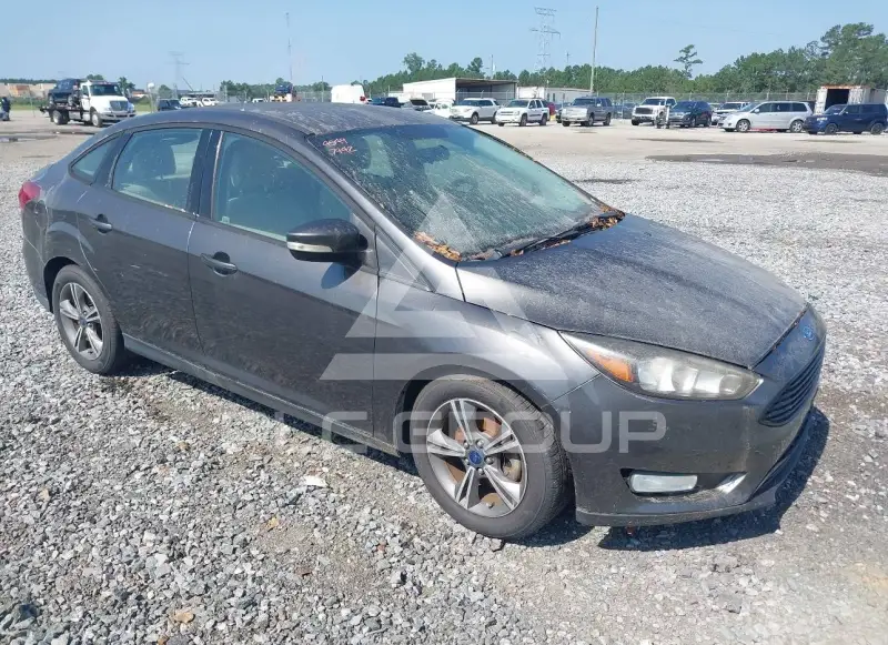 2017 Ford FOCUS фото