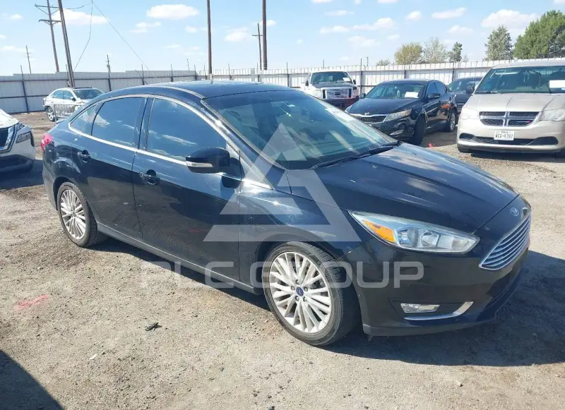 2017 Ford FOCUS фото