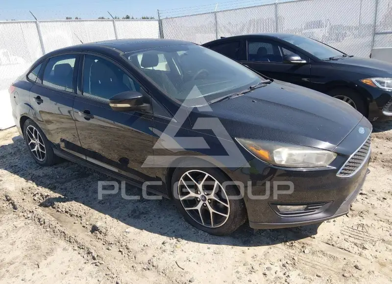 2017 Ford FOCUS фото
