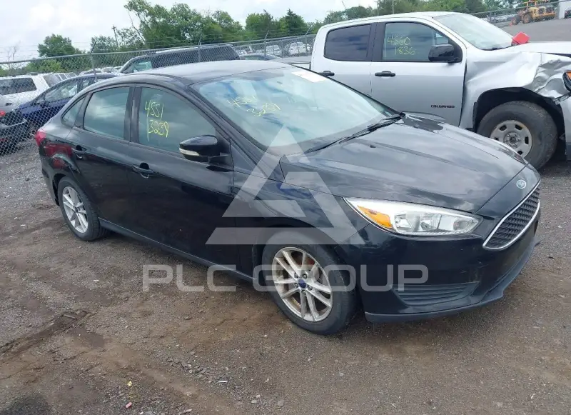 2017 Ford FOCUS photo