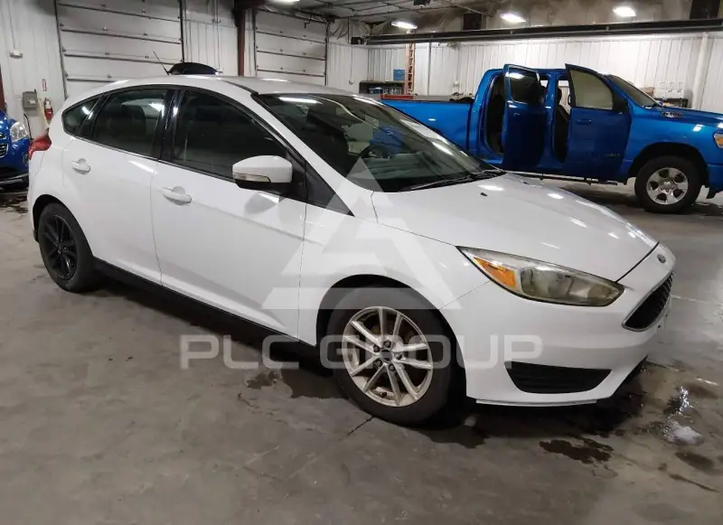 2017 Ford FOCUS photo