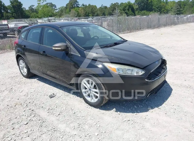 2017 Ford FOCUS photo